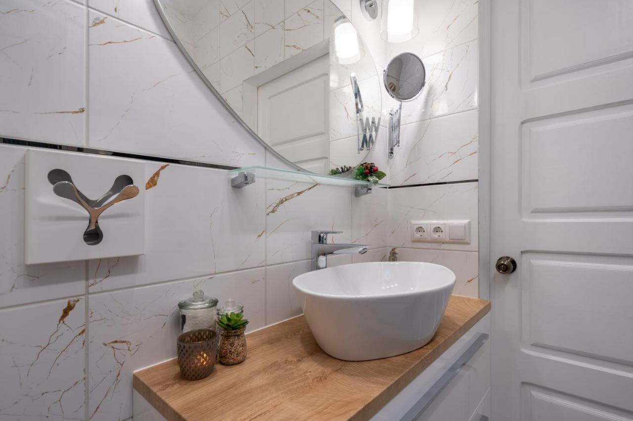 Joya Mia - The Soul Of & Free Parking Appartement Riga